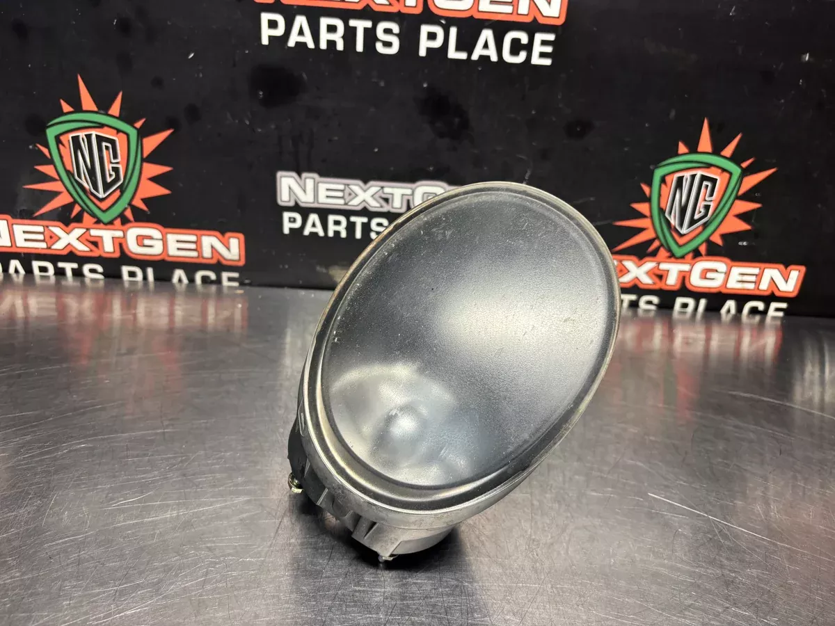 04-06 PONTIAC GTO FOG LIGHT DRIVER SIDE LH 92119489 OEM #1043