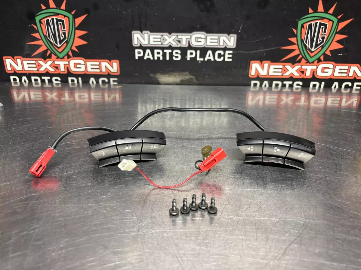 04 -06 PONTIAC GTO STEERING WHEEL CONTROLS / SWITCH OEM #1043