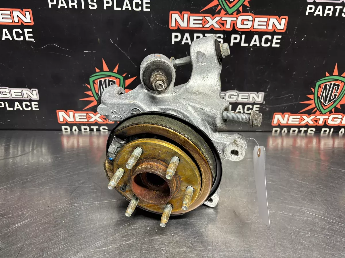 04-07 CADILLAC CTS-V LH LEFT HAND REAR SPINDLE AND HUB ASSEMBLY OEM #1411