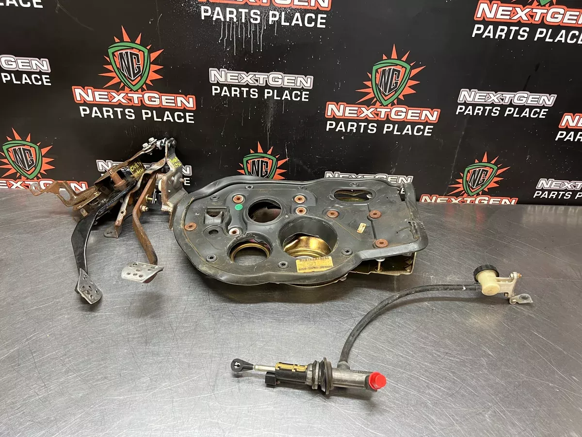 04-07 CADILLAC CTS-V MANUAL PEDAL ASSEMBLY KIT OEM #1193