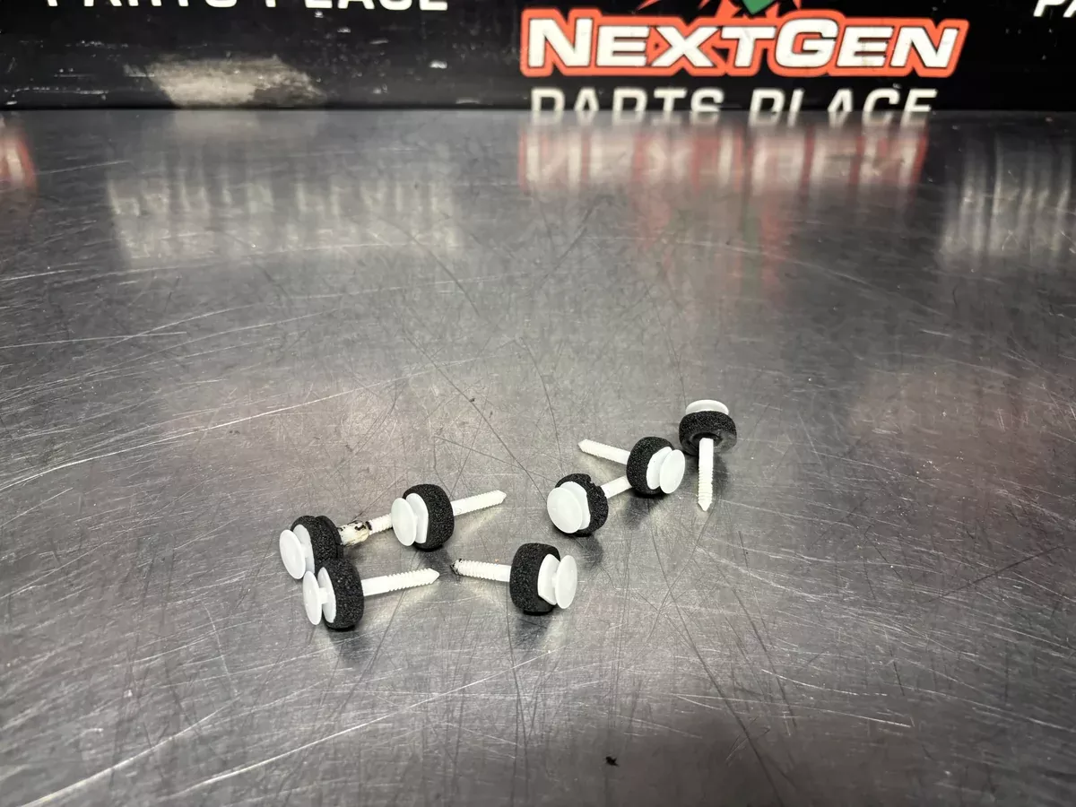 05-13 C6 CORVETTE DOOR PANEL CLIPS ONE SIDE (7) OEM #1409