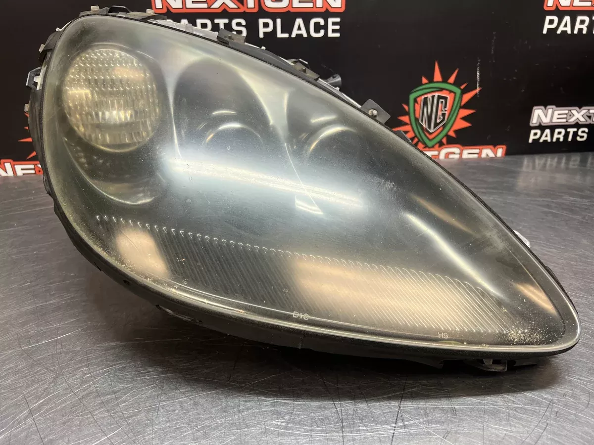 05 C6 CORVETTE RH PASSENGER SIDE HEADLIGHT 10440706 USED OEM #1110